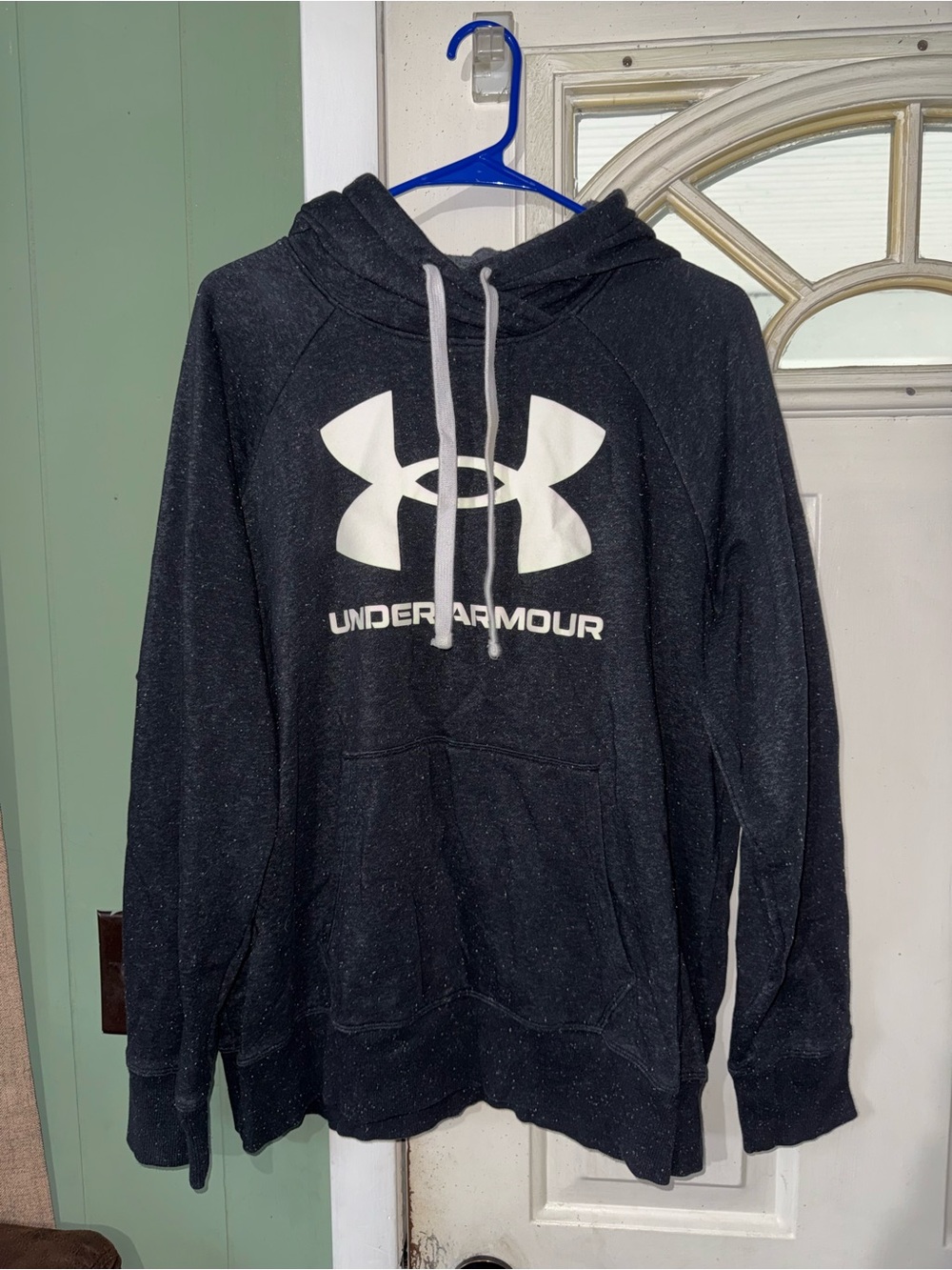 Under armour speckled hoodie - Picture 2 of 5